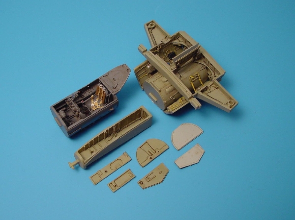 1/48 Me 262A Schwalbe wheel bays & cockpit set