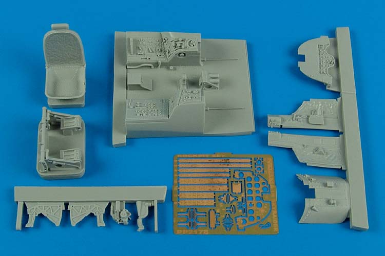 1/32 A-1H Skyraider cockpit set