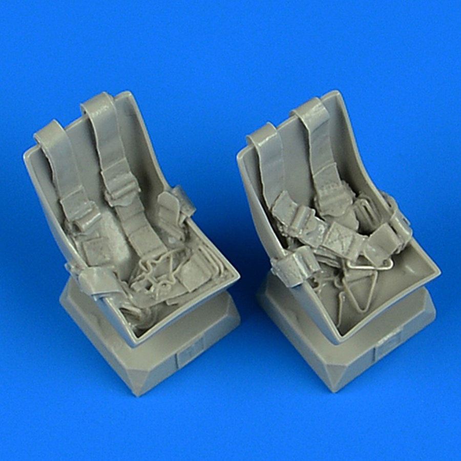 1/32 Bucker Bu 131  seats with seatbelts for ICM kit