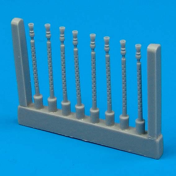 1/72 Lancaster gun barrels round perforated