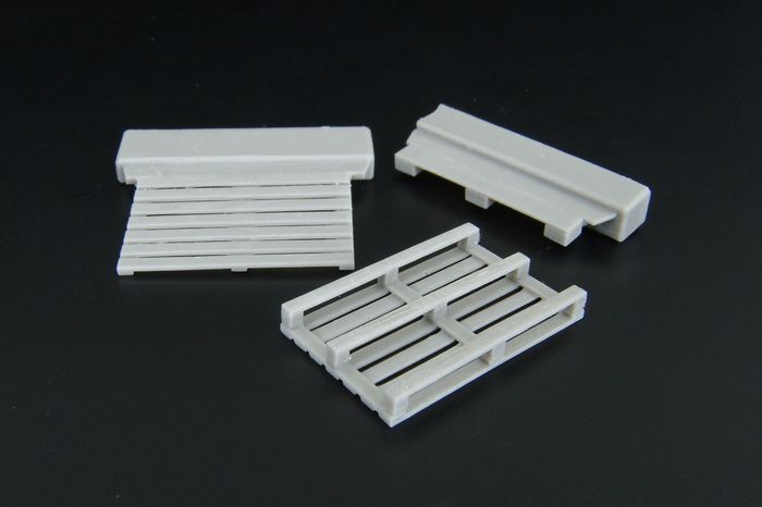 1/48 Disposable pallet (2pcs) resin set of pallets (2pcs)