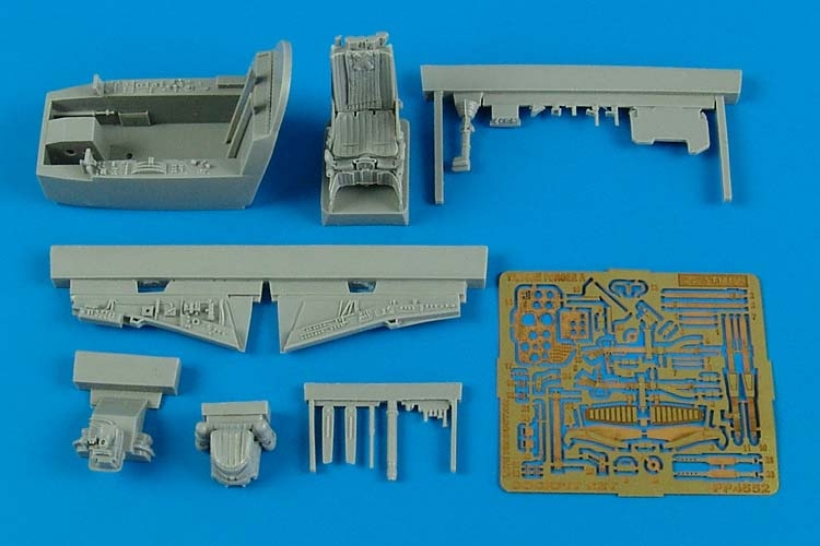 1/48 Yak-38M Forger A cockpit set - (late producti