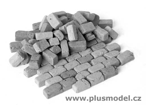 1/35 Paving stones, big – granite