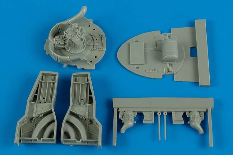 1/48 F8F-1 Bearcat wheel bays