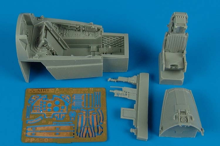 1/48 A-7E Corsair II cockpit set - (late version)