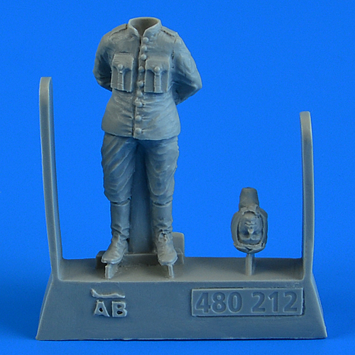 1/32 Modern Czech Air Force Fighter Pilot