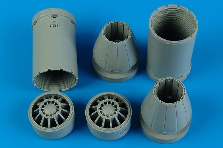 1/32 F/A-18E/F Super Hornet exhaust nozzles - clos