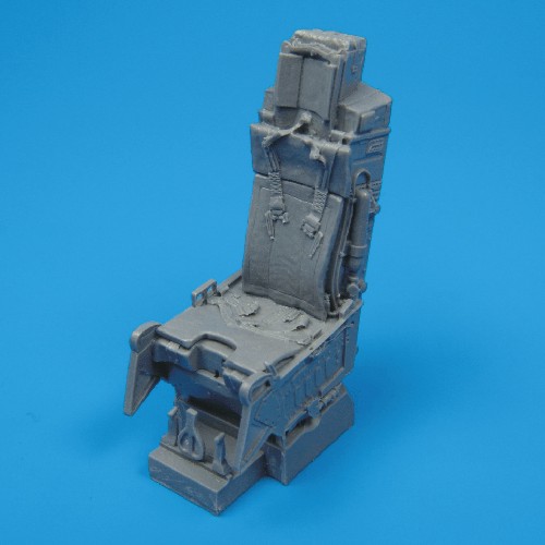 1/32 F-15 Eagle ejection seat with safety belts