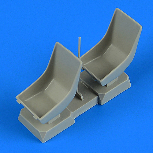 1/32 Bucker Bu 131 correct seats