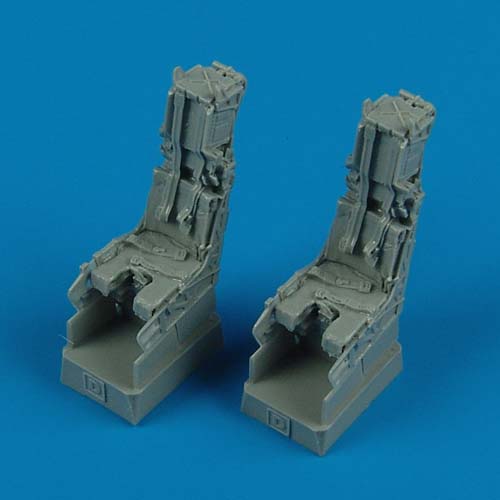 1/48 F-14D Tomcat ejection seats with safety belts