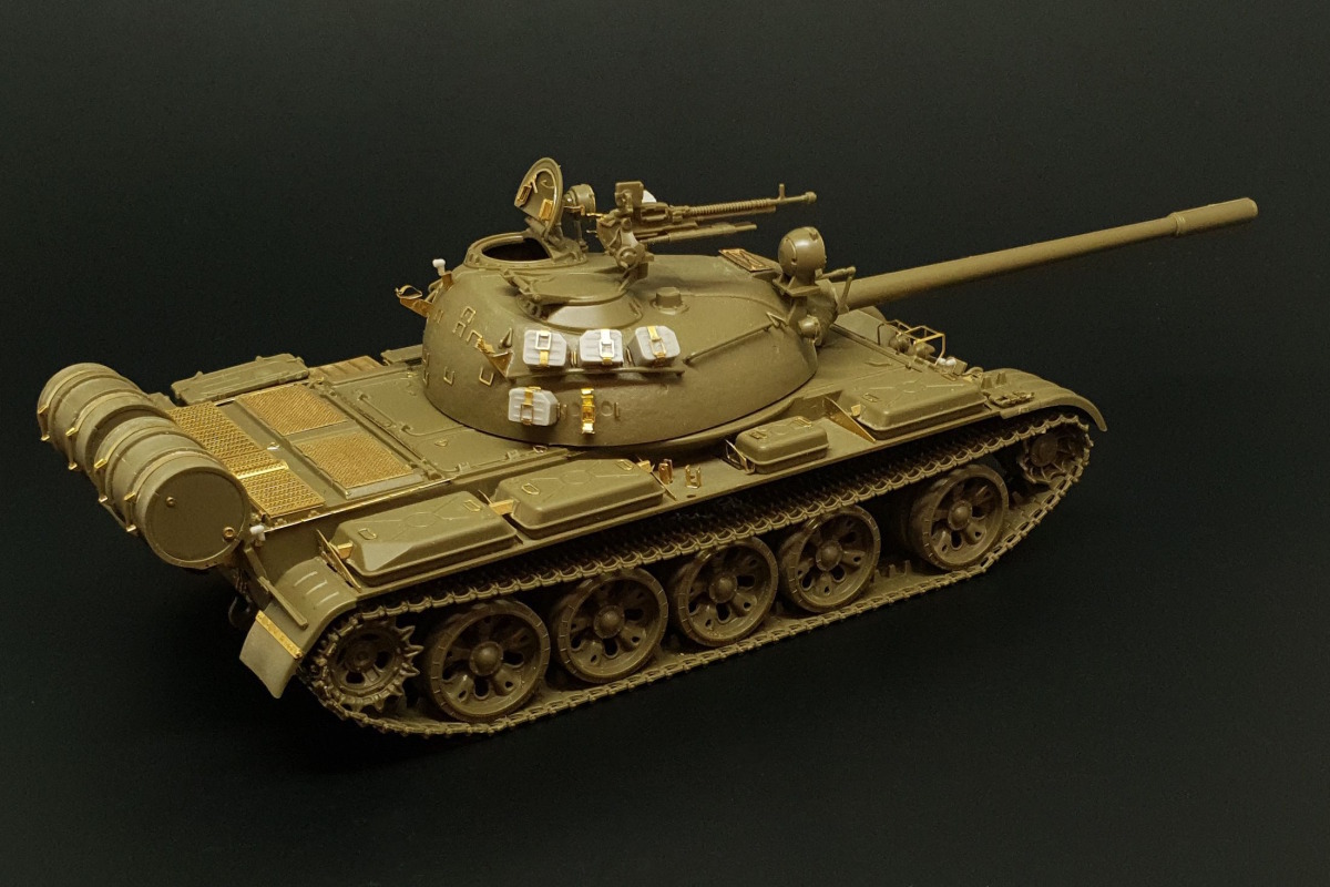 1/48 T-55 (Tamiya kit)