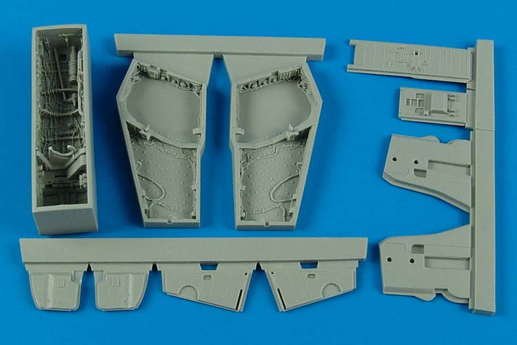 1/48 F-4B/N Phantom II wheel bays