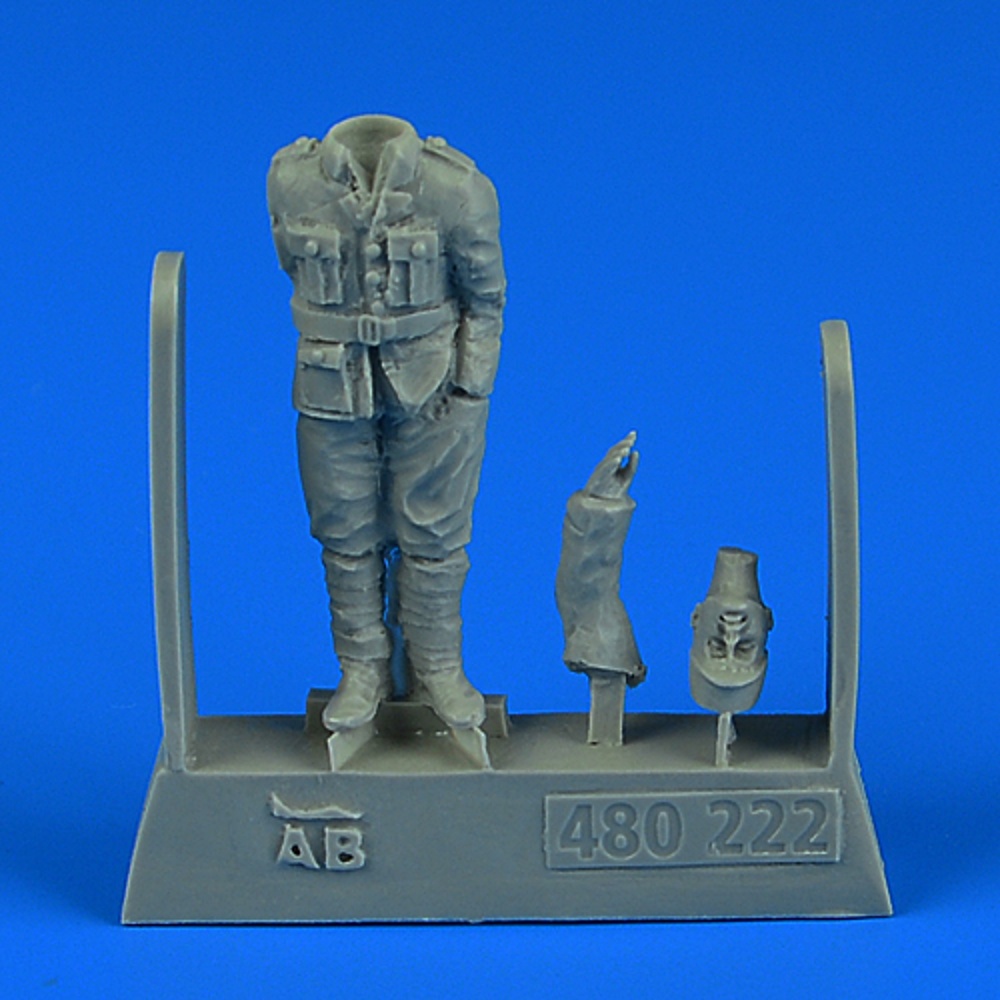 1/48 French WWI Pilot