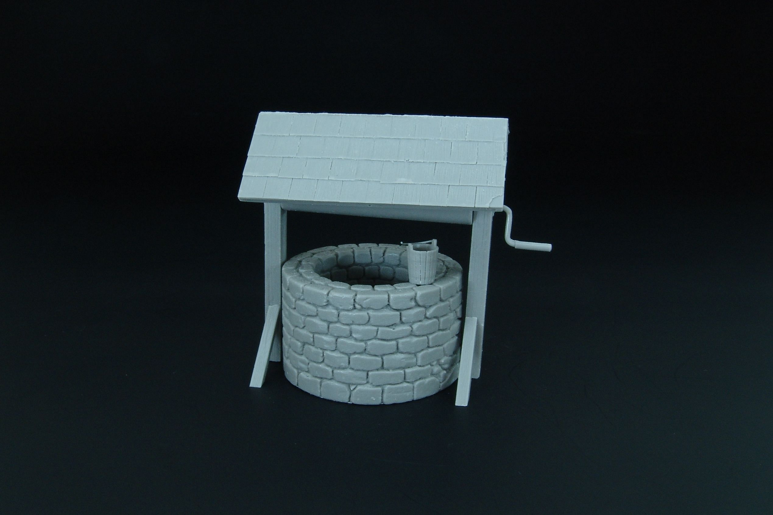 1/35 Well  resin kit of old fashioned well