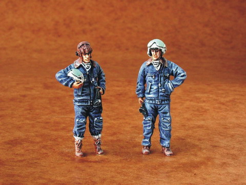 1/48 Warsaw Pact pilots (2 fig.)