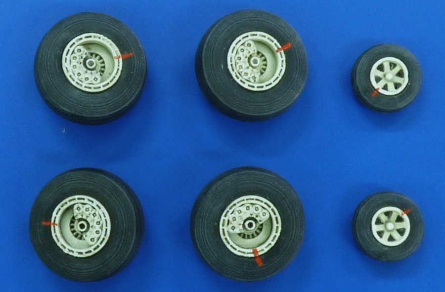 1/72 Wheels for EC-121 Warning star 