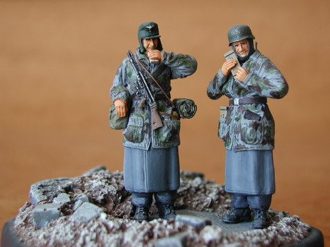 1/35 German Infantry Ardennes (2 fig.)