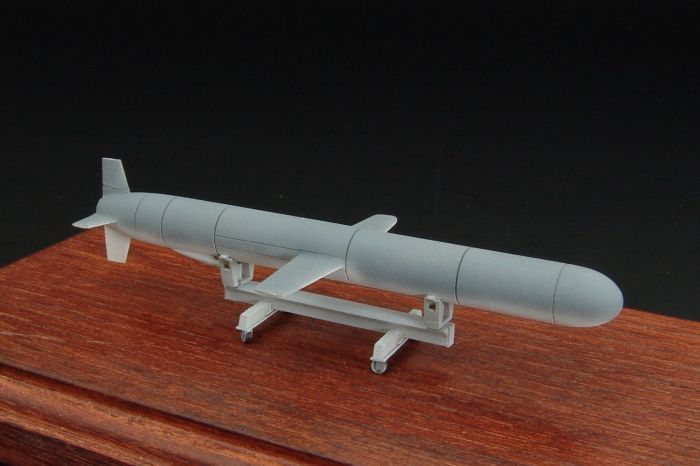 1/72 Agm-109 Tomahawk Cruise Missile  constr.kit of U.S: cruise missile