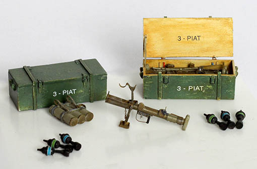 1/35 P.I.A.T.