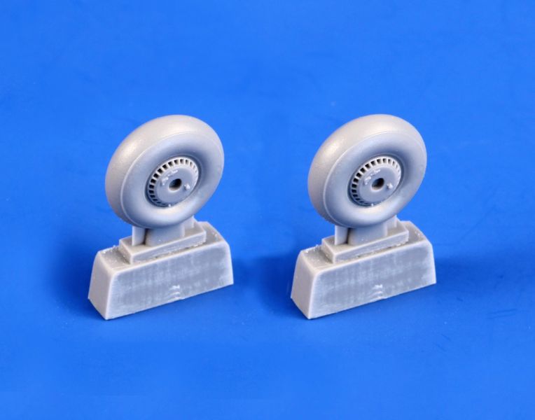 1/48 Reggiane Re 2005 Main Wheels