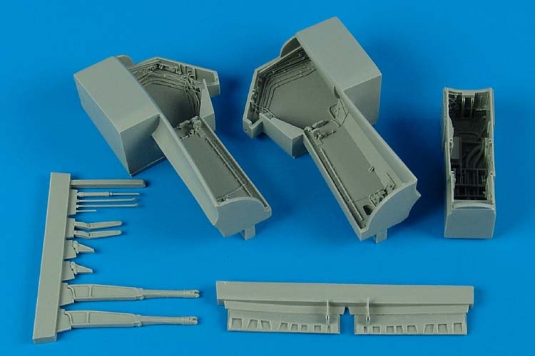 1/48 A-6 Intruder wheel bays