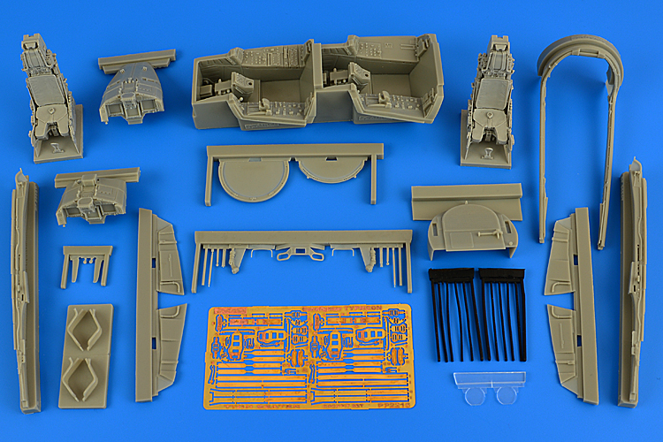 1/32 Eurofighter Typhoon twin seater cockpit set