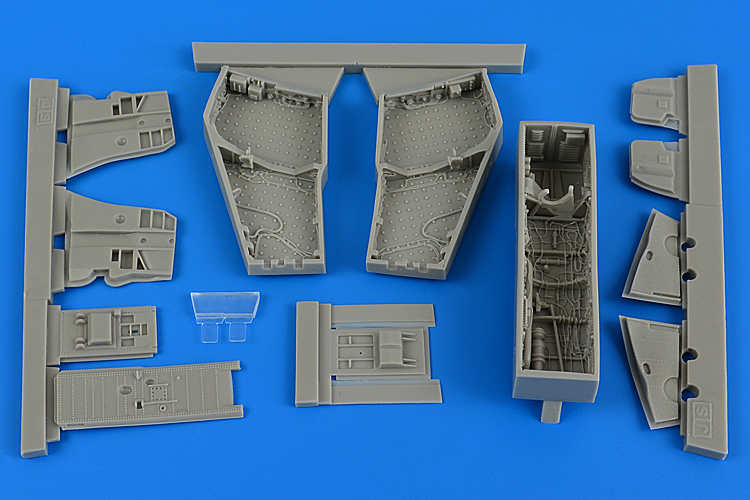 1/48 F-4C/D Phantom II wheel bay with covers