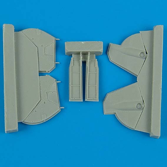 1/72 P-47 Thunderbolt undercarriage covers