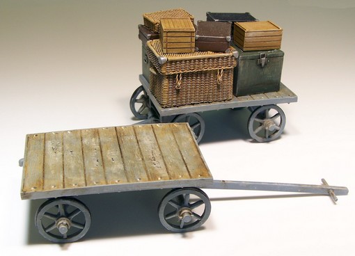 1/35 Railway car on baggages