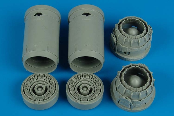 1/32 Panavia Tornado exhaust nozzles