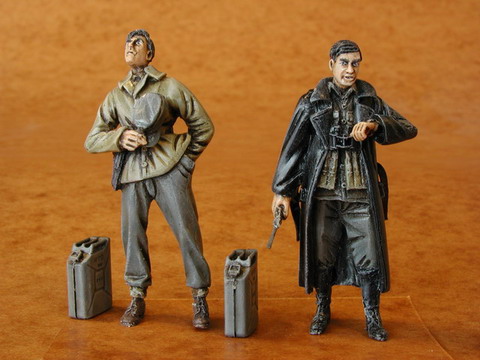 1/35 German Railwaymen WWII (2 fig.)