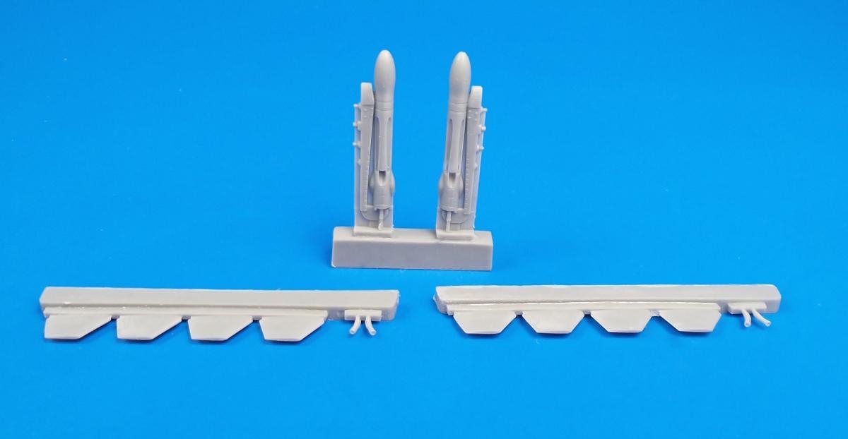 1/72 AS 12 Missile (2pcs)