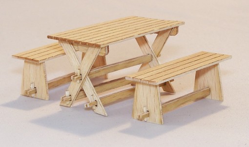 1/35 Garden furniture