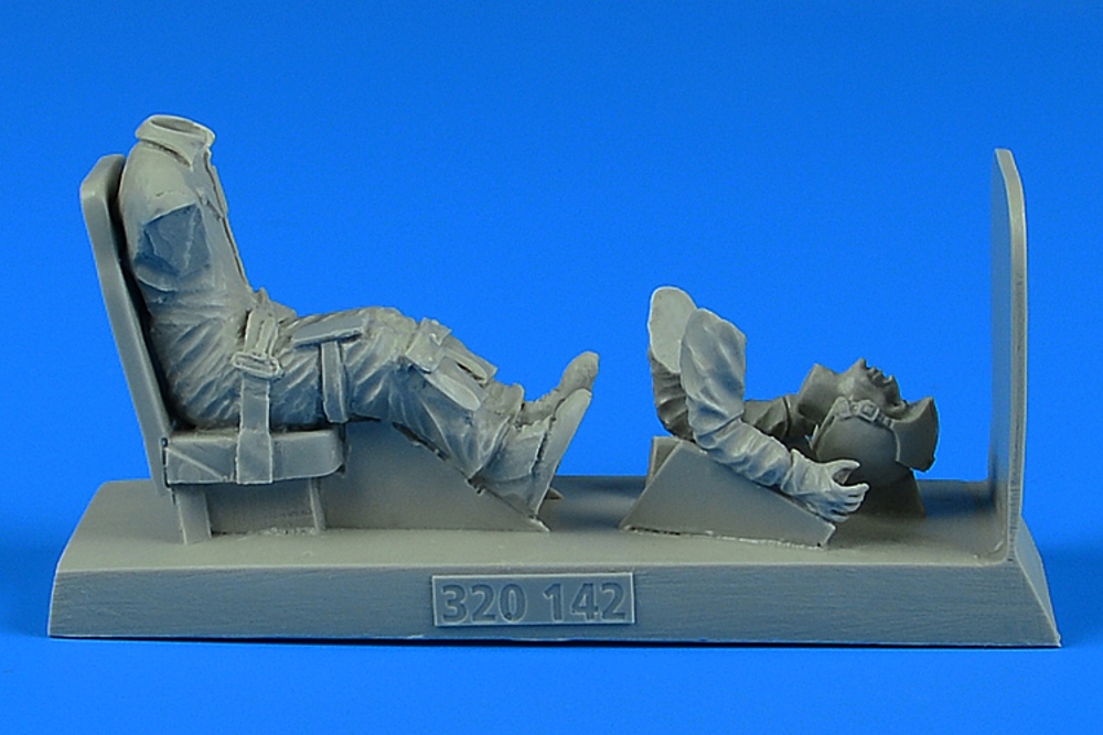 1/32 U.S.A.F. Pilot with seat for O-2 for KIN/HAS/ITA kit