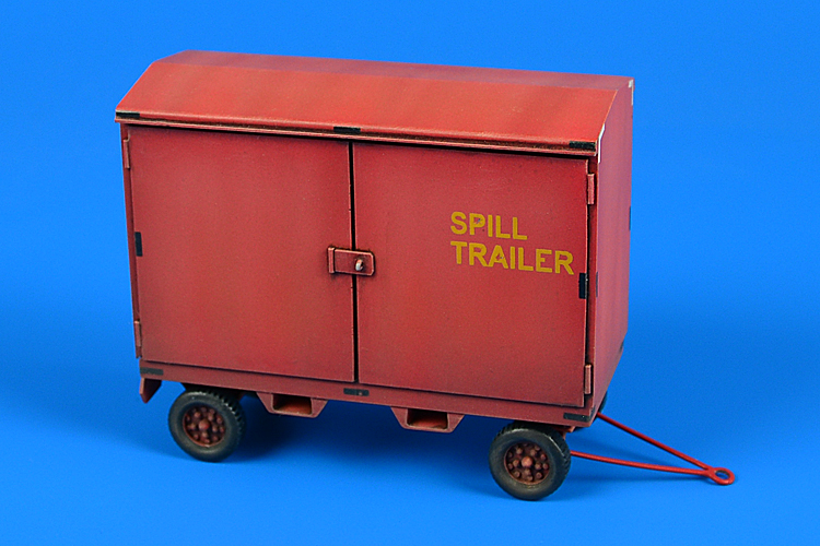 1/32 USAF F-2A spill trailer