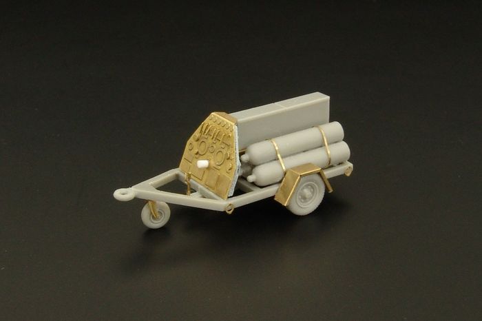 1/72 U S NAVY Oxygen cart Resin Kit of USN oxygen cart