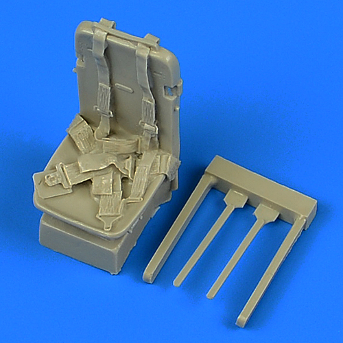 1/32 P-51D Mustang seat with safety belts